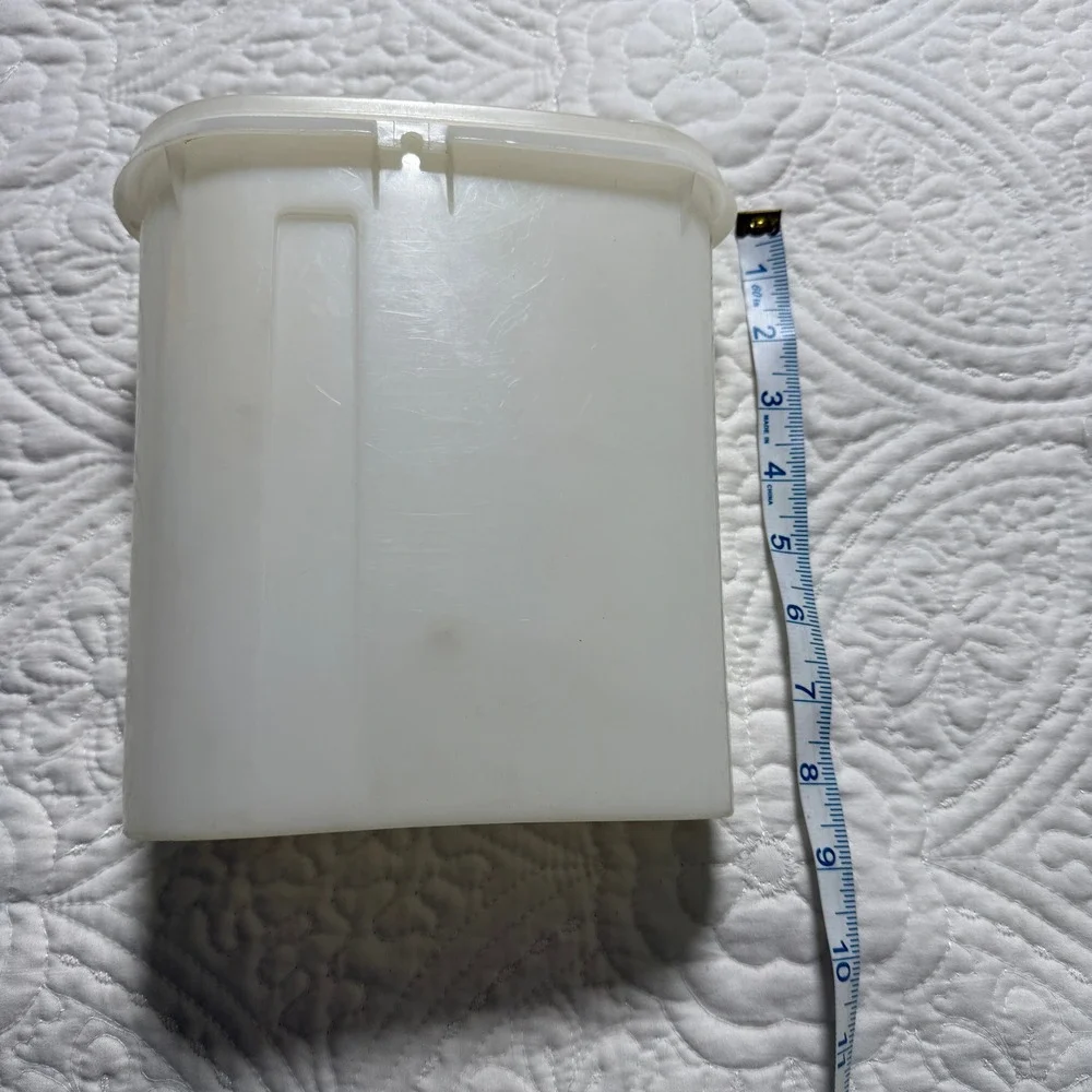 Tupperware Modular Mate Container Vintage Clear White Oval Flip Top‎ Pour Spout